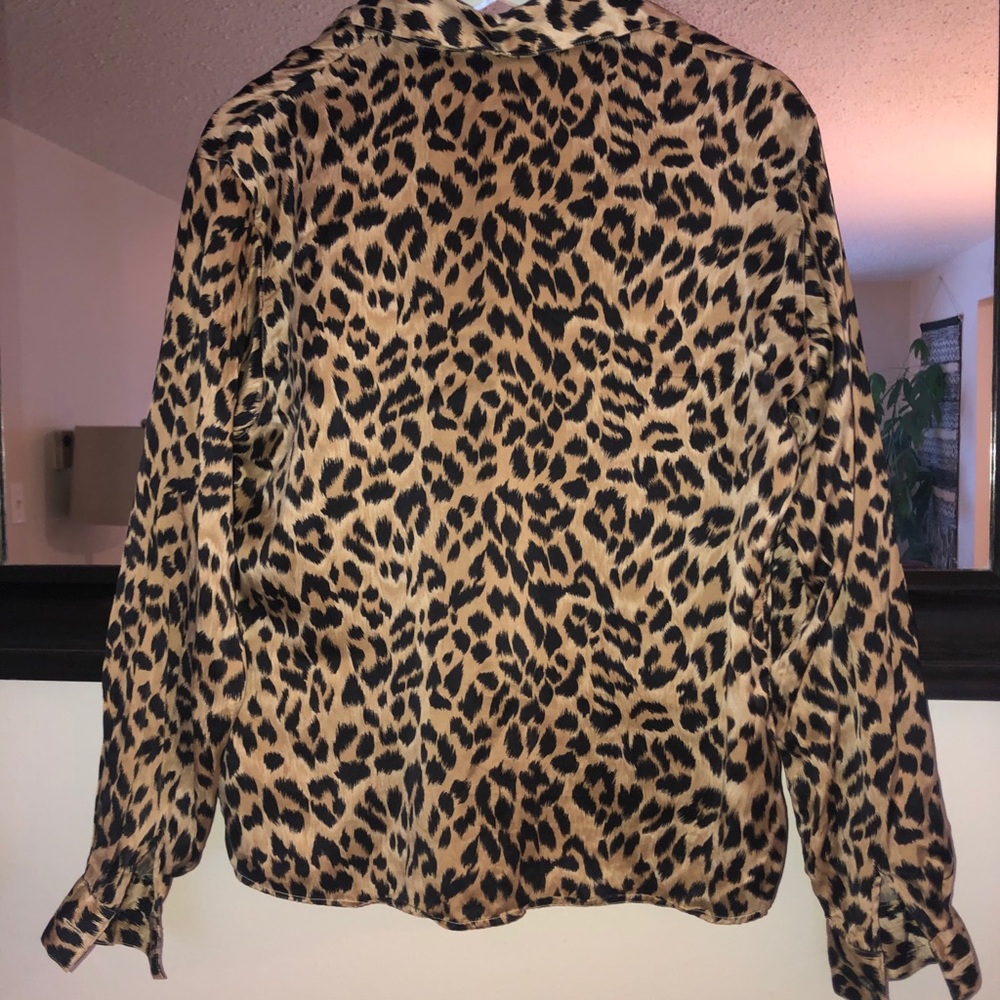 Women’s cheetah print dress shirt